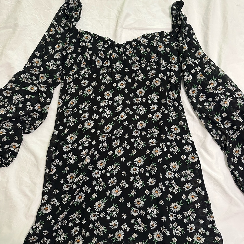 Princess Polly Long Sleeve Dress in Elegant Black